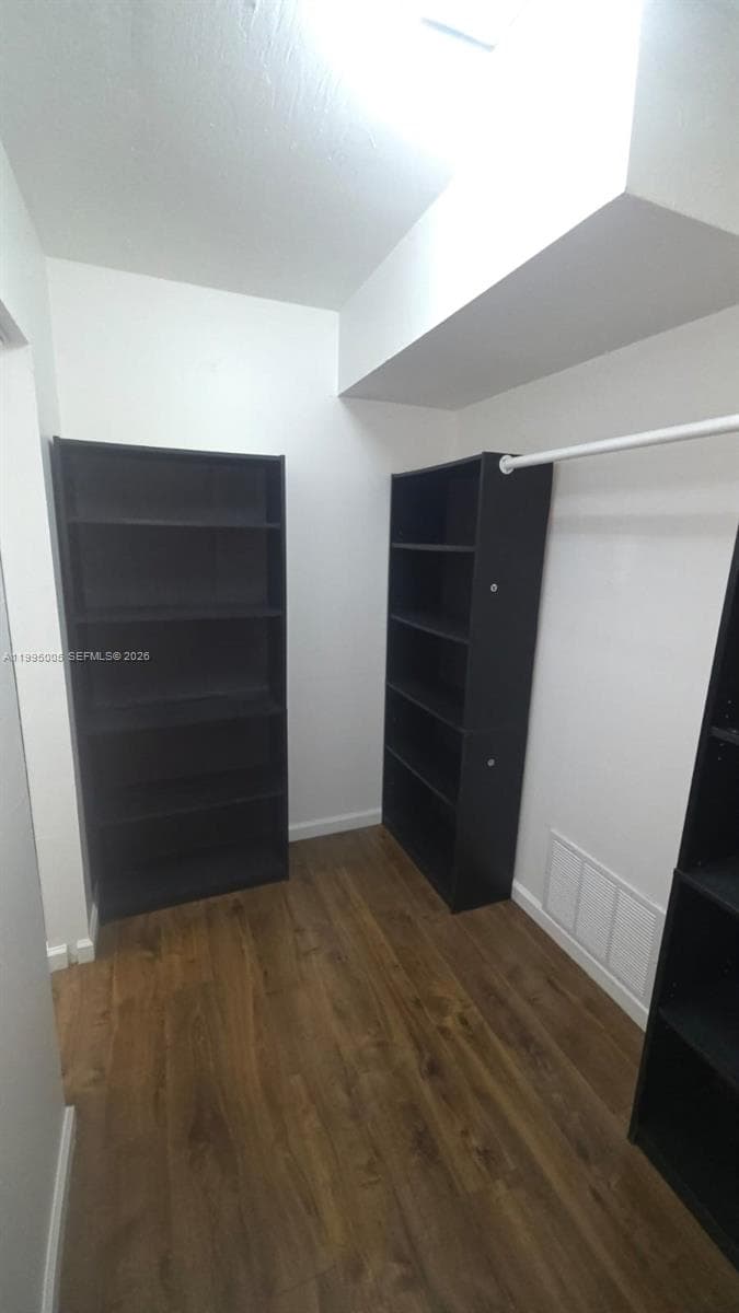 2350 NE 135th St 1402 photo 19