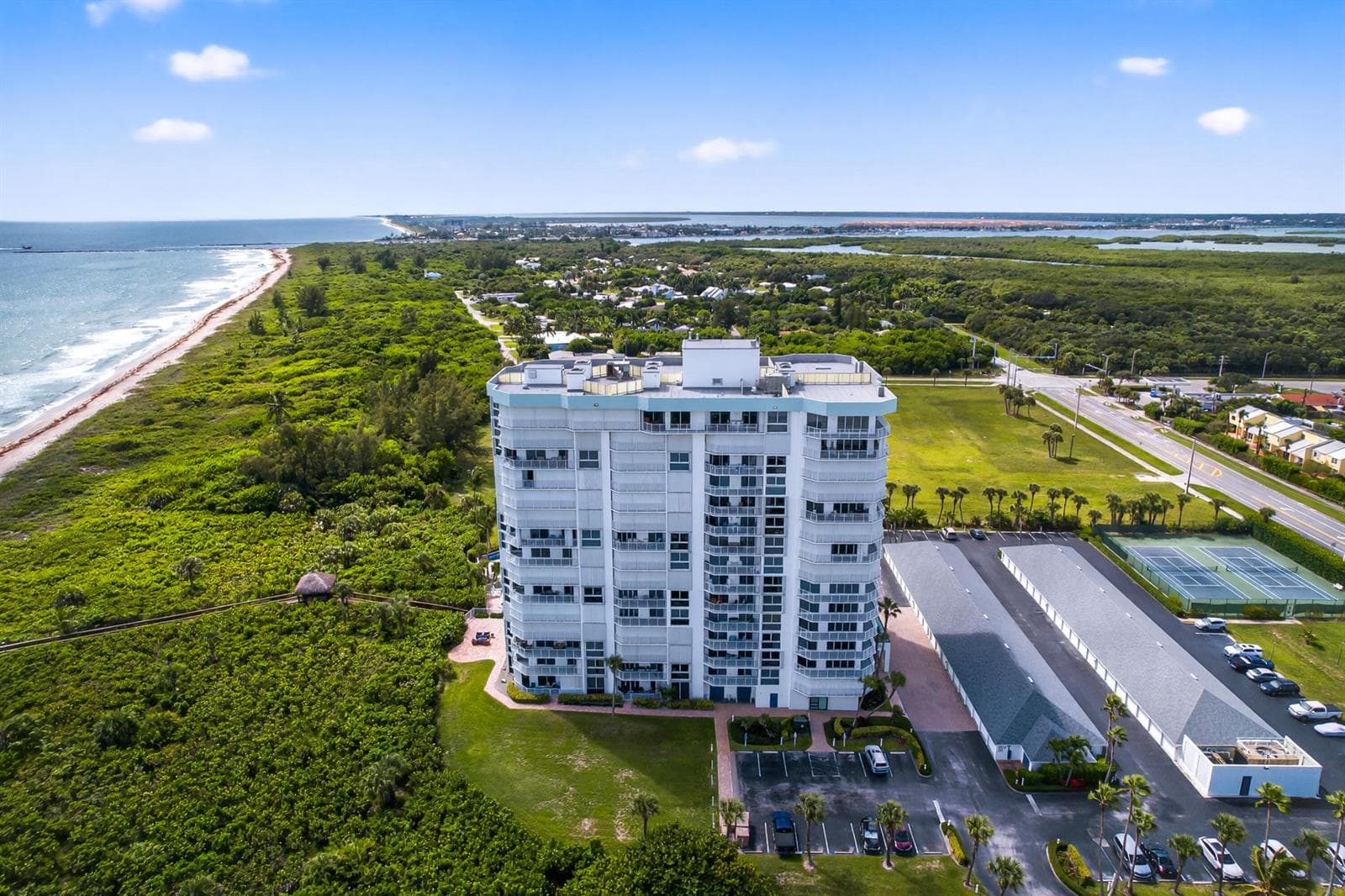 2700 N Hwy A1a 507 photo 23