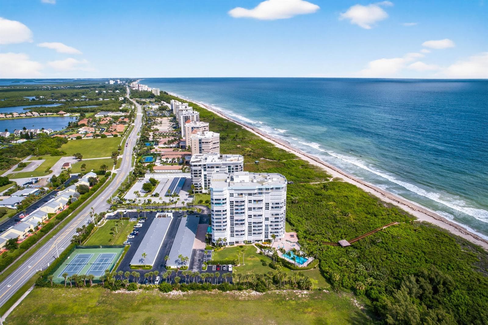2700 N Hwy A1a 507 photo 18