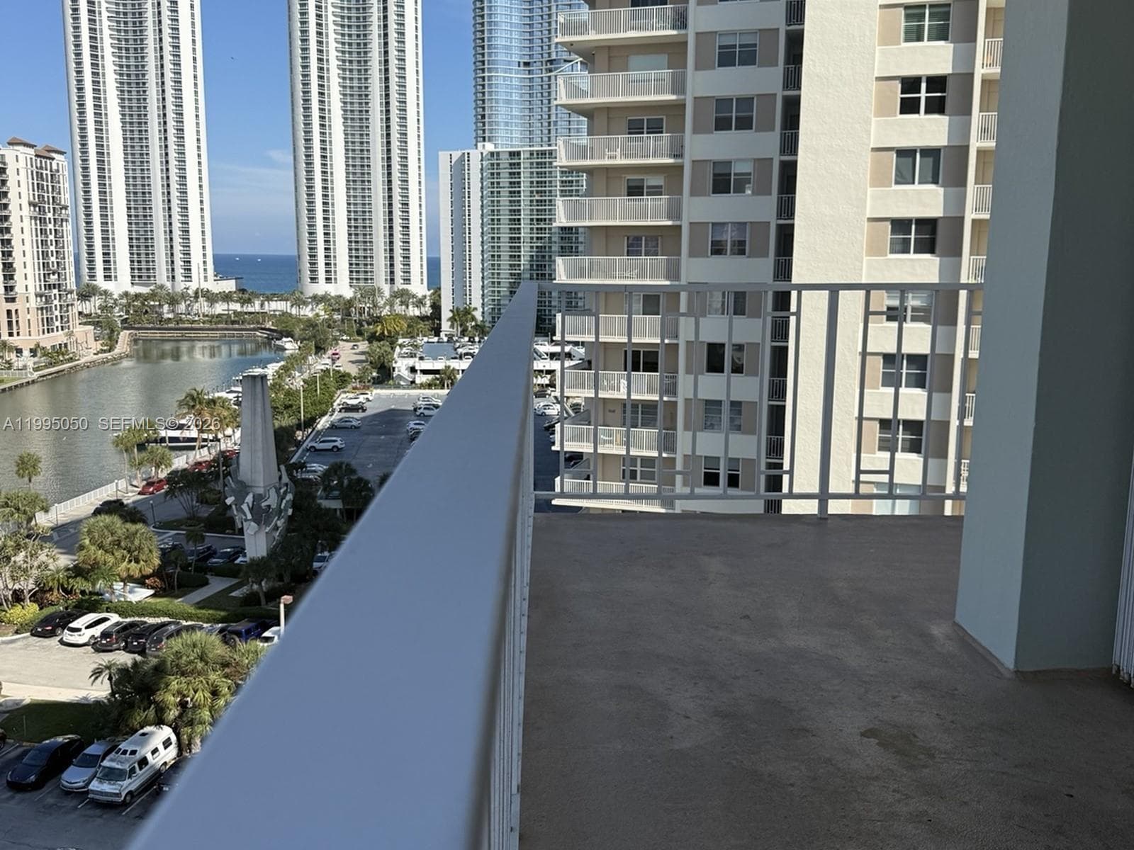 500 Bayview Dr 1031 photo 10