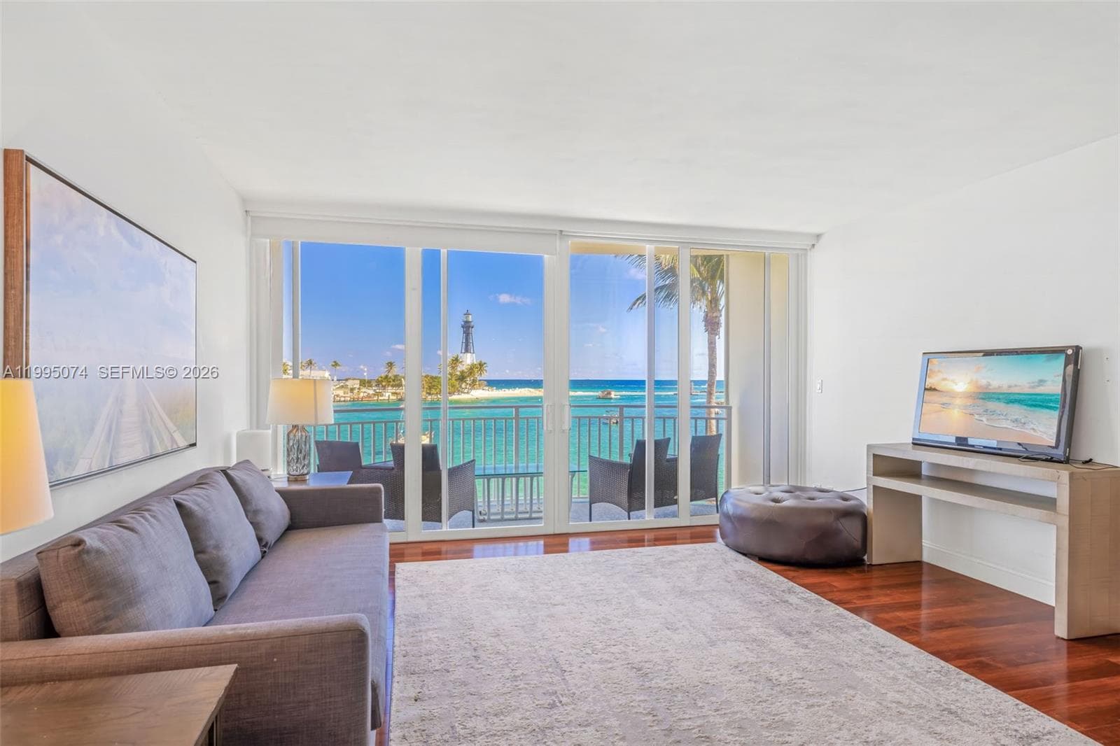 2508 Bay Dr 307 photo 3