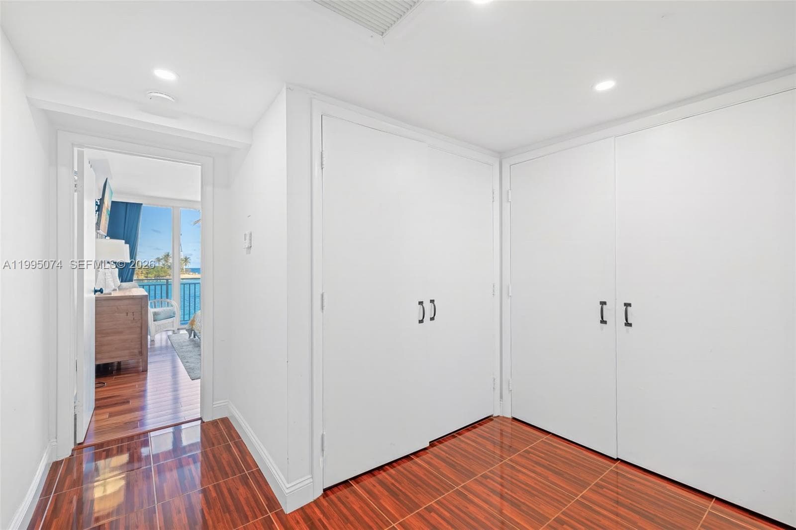 2508 Bay Dr 307 photo 9