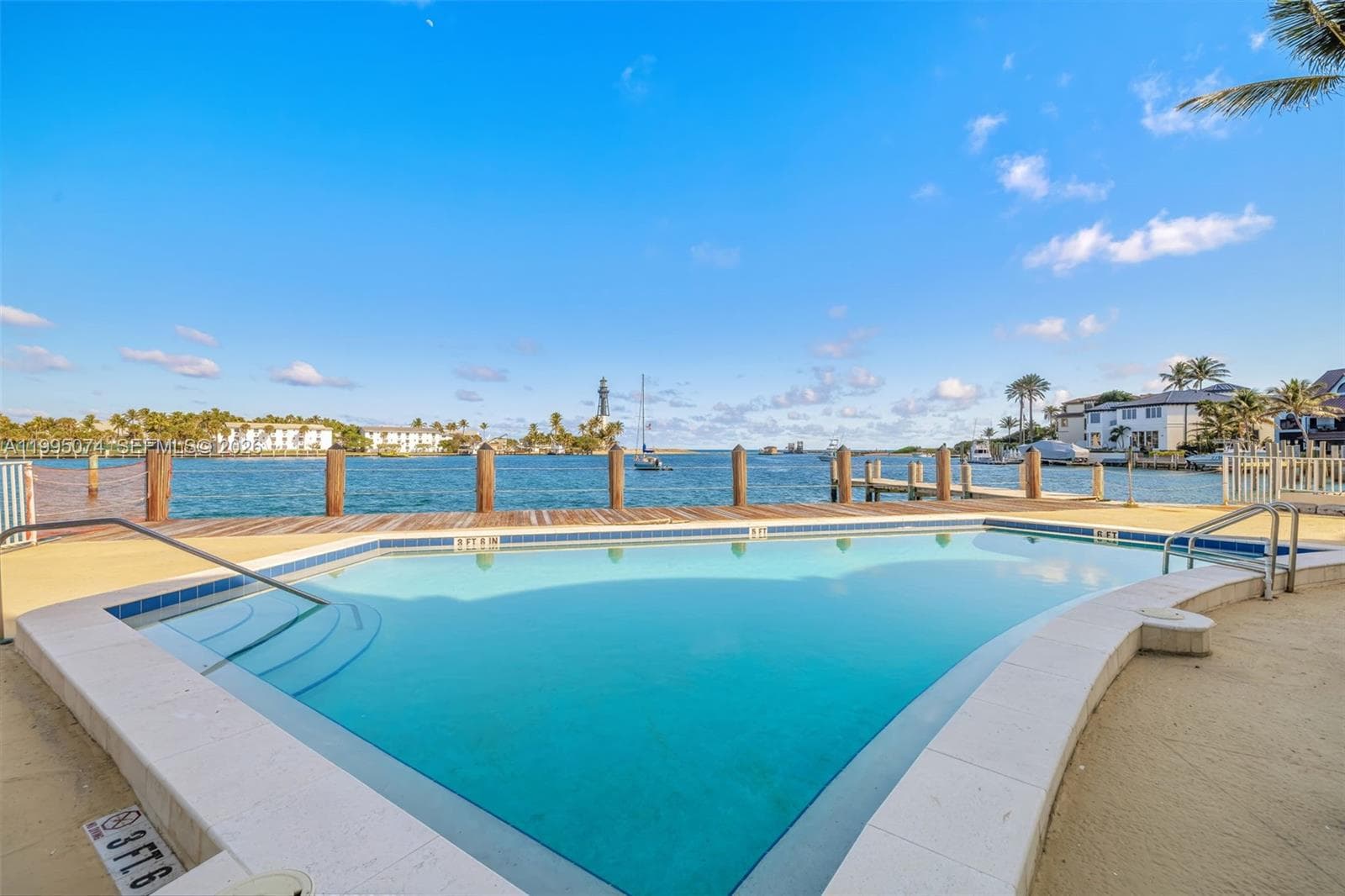 2508 Bay Dr 307 photo 14