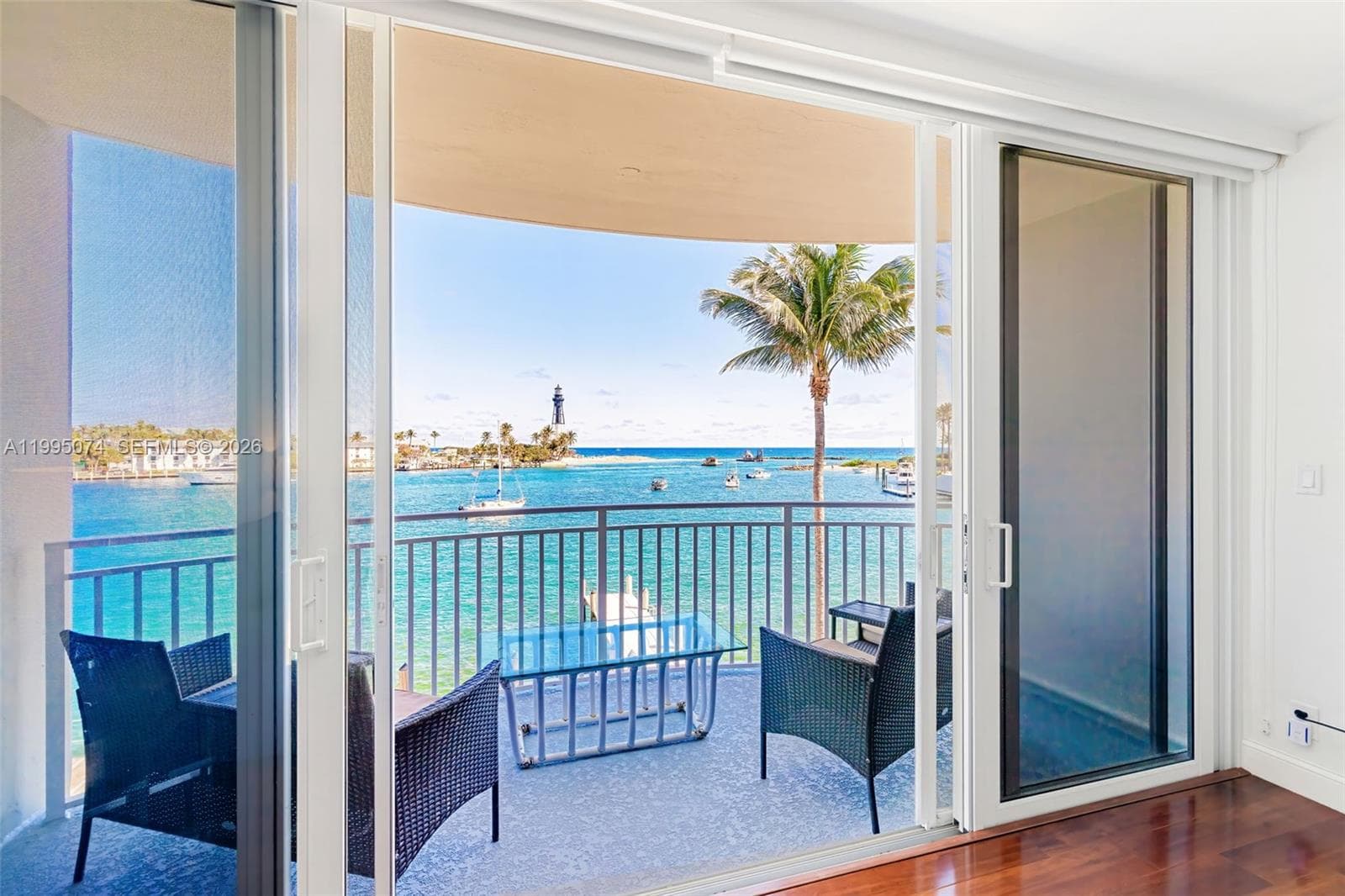 2508 Bay Dr 307 photo 4