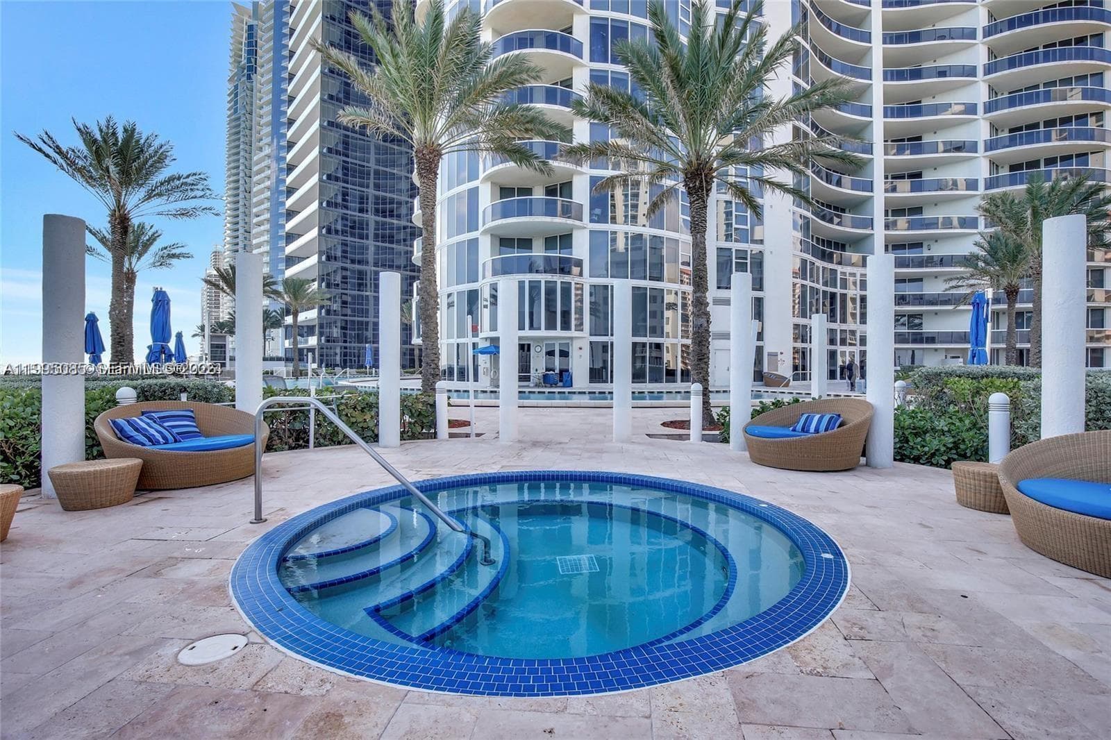17201 Collins Ave 2804 photo 3