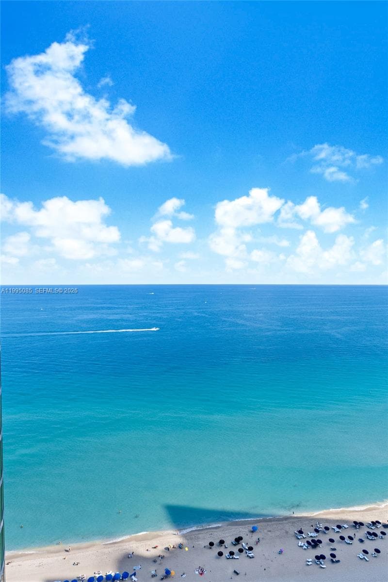 17201 Collins Ave 2804 photo 20