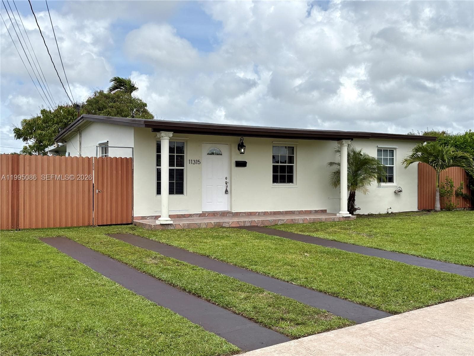 11315 58th Ter . photo 2