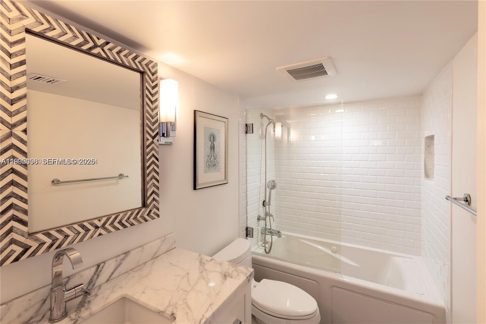 6061 Collins Ave 7D photo 23