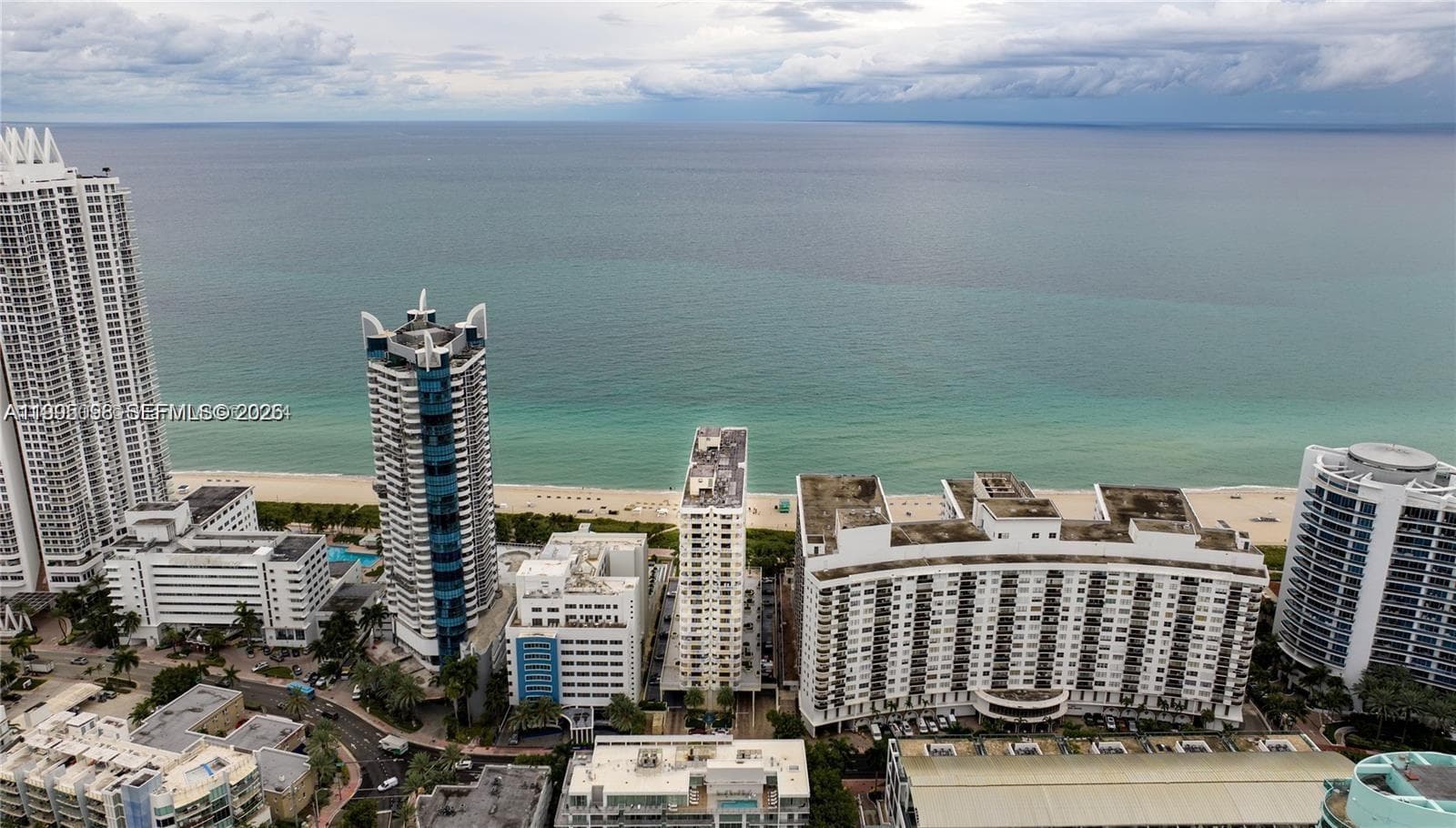 6061 Collins Ave 7D photo 3