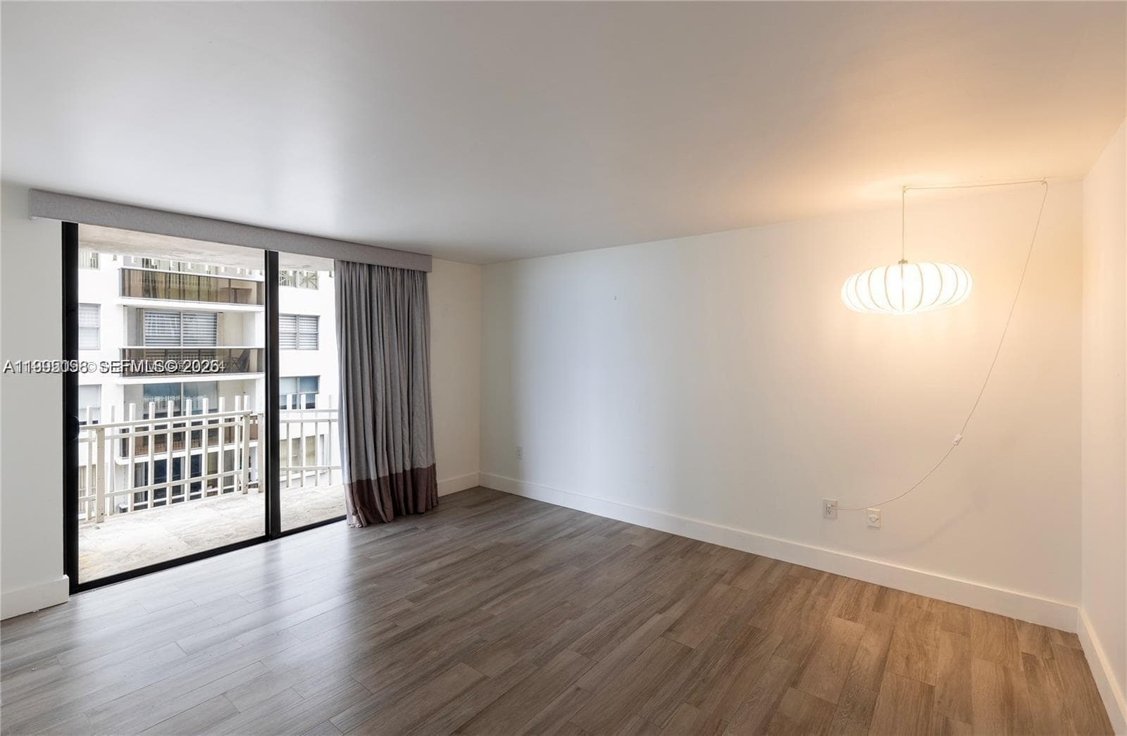 6061 Collins Ave 7D photo 25