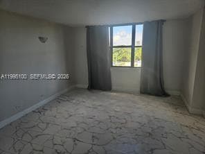 1800 NE 114th St 401 photo 6