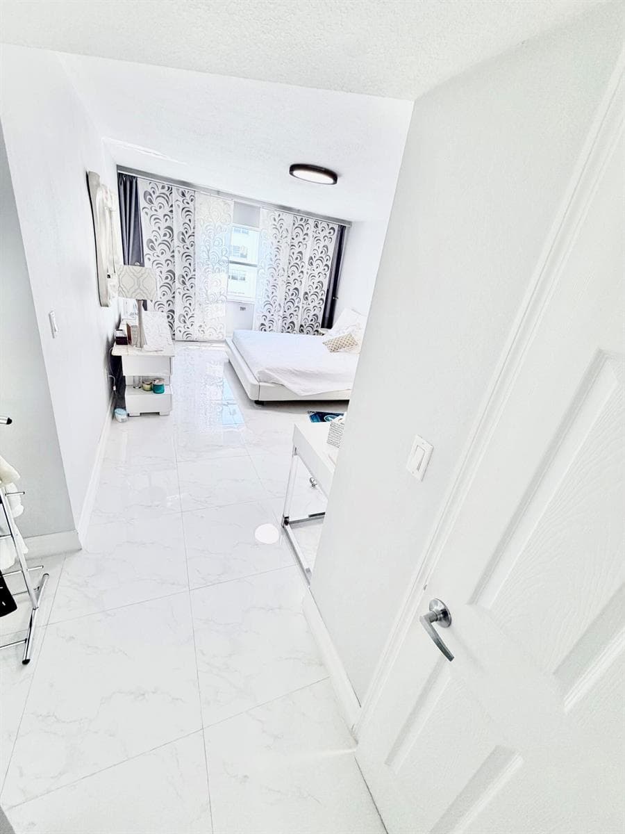 3410 Galt Ocean Drive 2008n photo 18