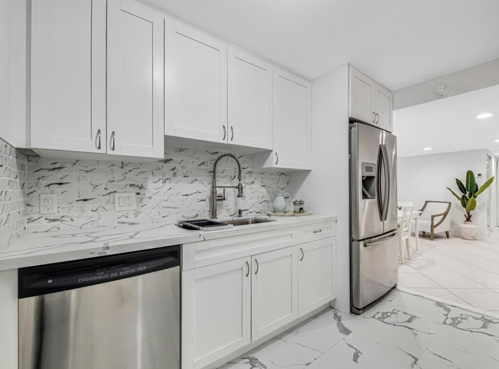 5600 N Flagler Drive 804 photo 10
