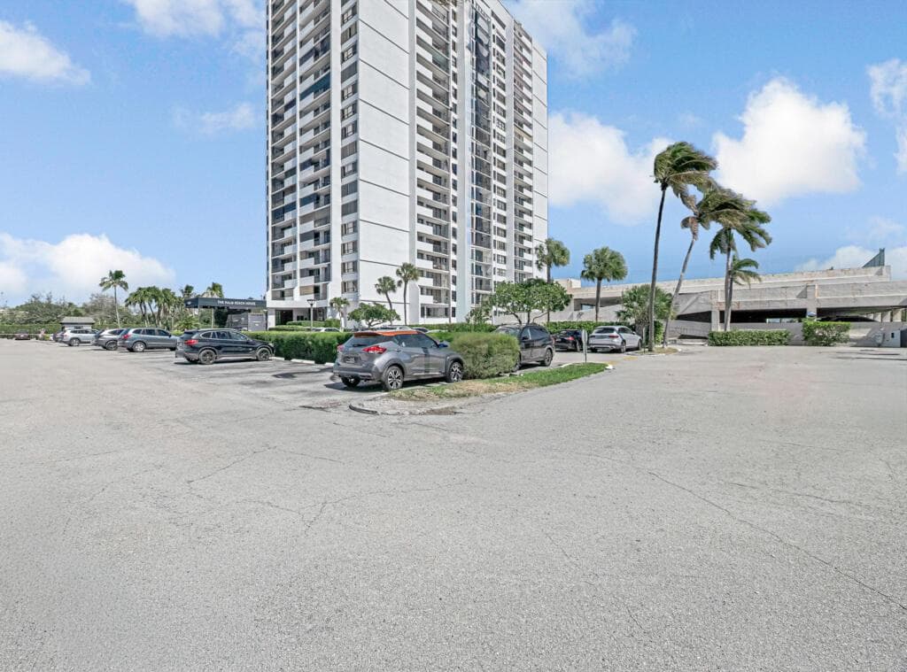 5600 N Flagler Drive 804 photo 25