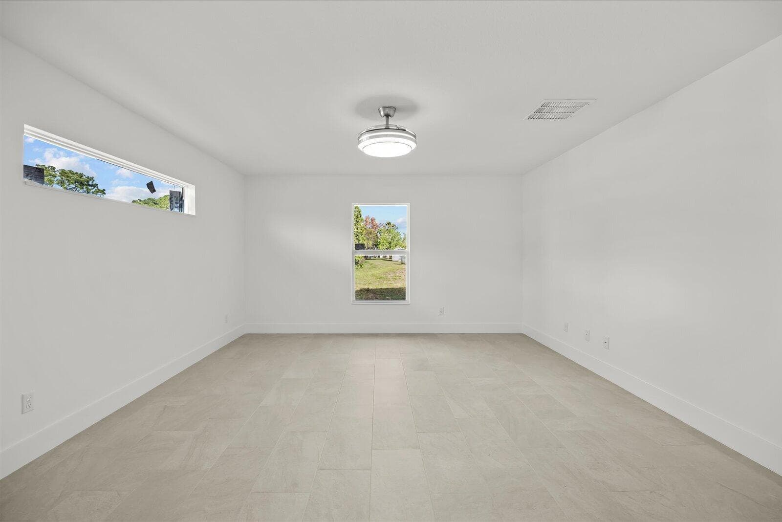 4299 SW Hagaplan Street photo 15