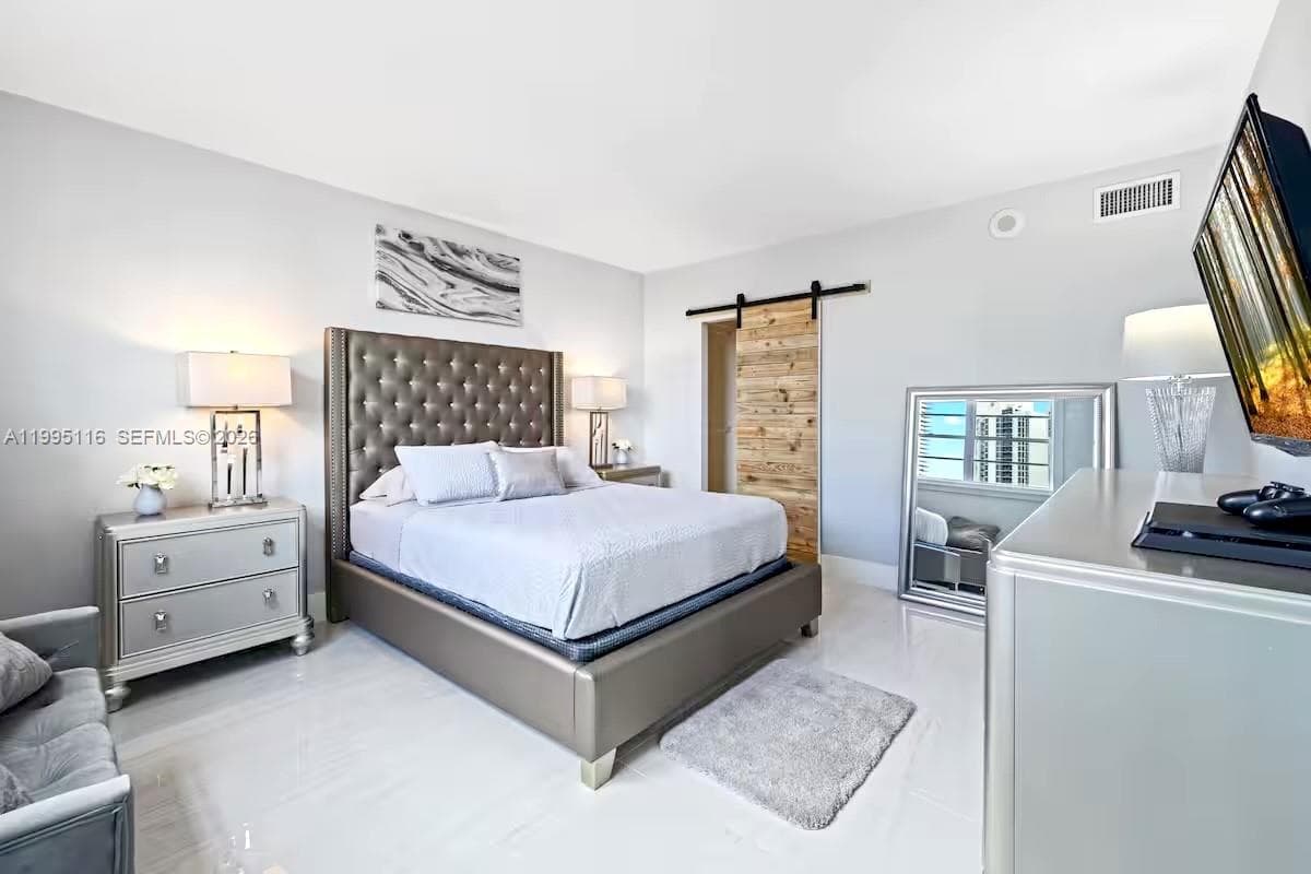 19370 Collins Ave 1121 photo 23