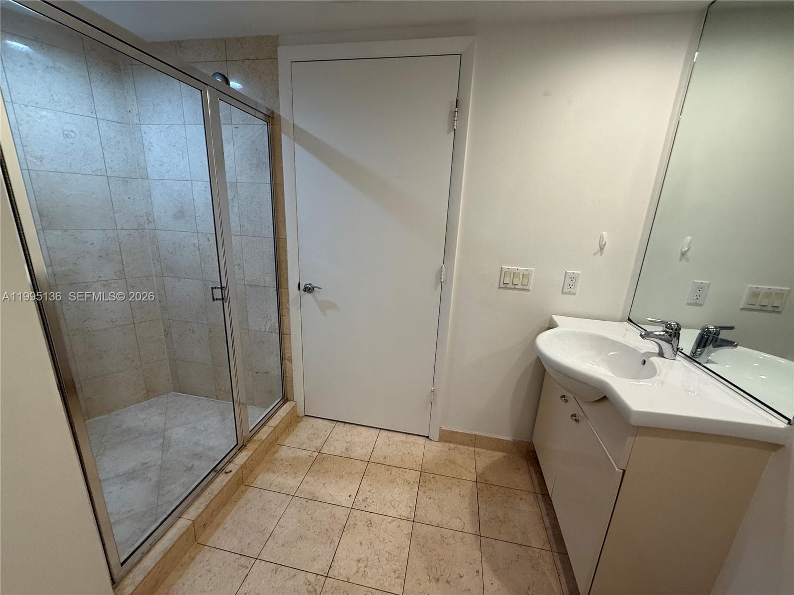 1830 Ocean Dr 3006 photo 25