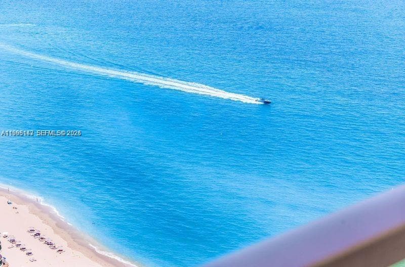 16699 Collins Ave 4006 photo 2