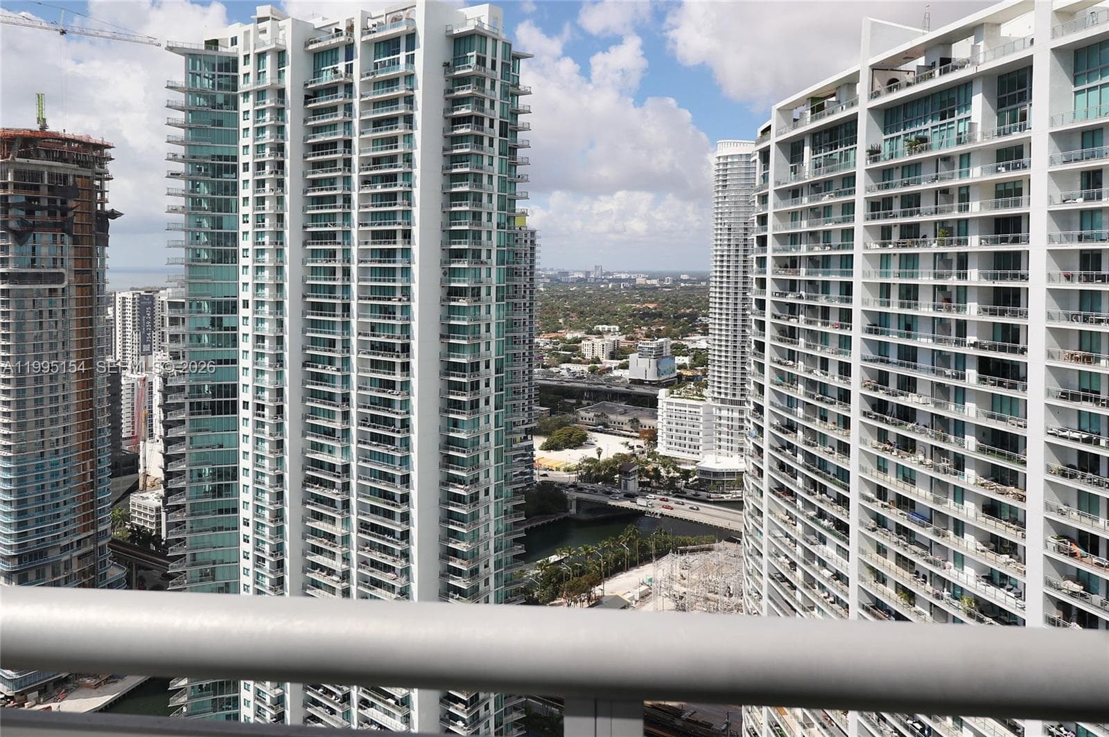 350 Miami Ave 4110 photo 25