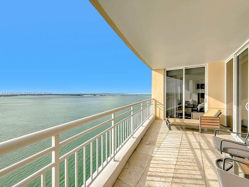 808 Brickell Key Dr 2002 photo 25