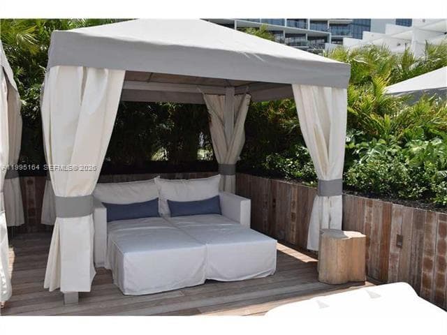 2301 Collins Ave 1507 photo 21