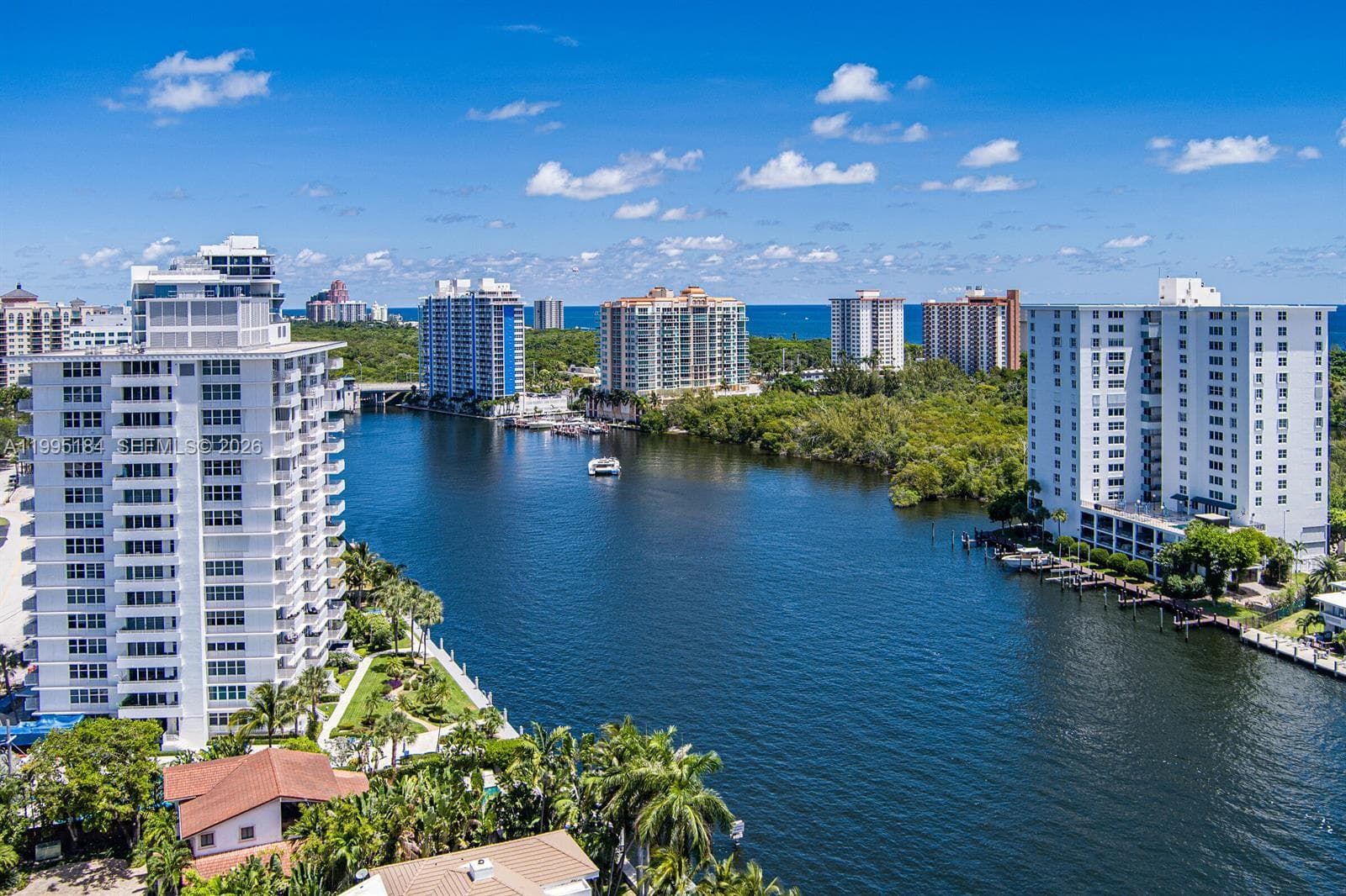 888 Intracoastal Dr 8B photo 15