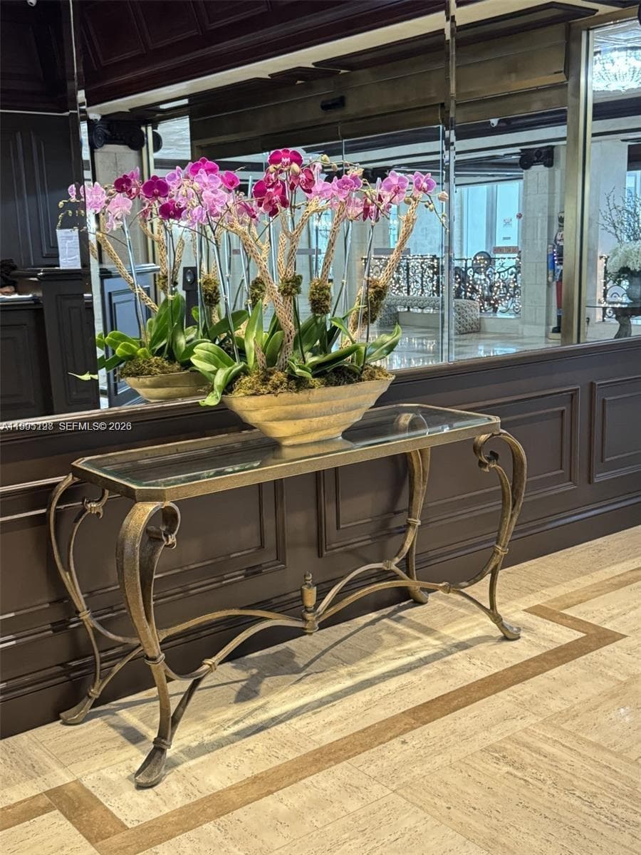 2030 Ocean Dr 815 photo 13