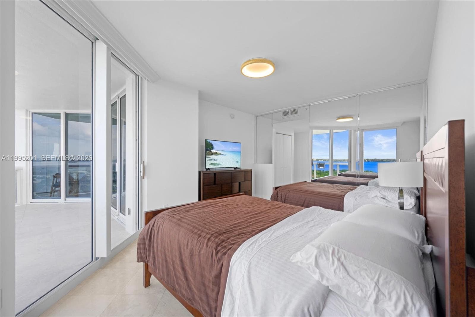 4779 Collins Ave 3206 photo 15