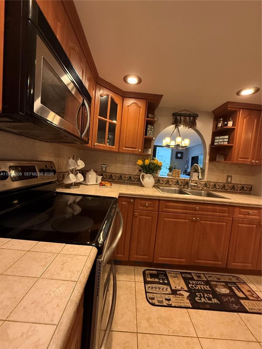 401 Ocean Dr 324 photo 5