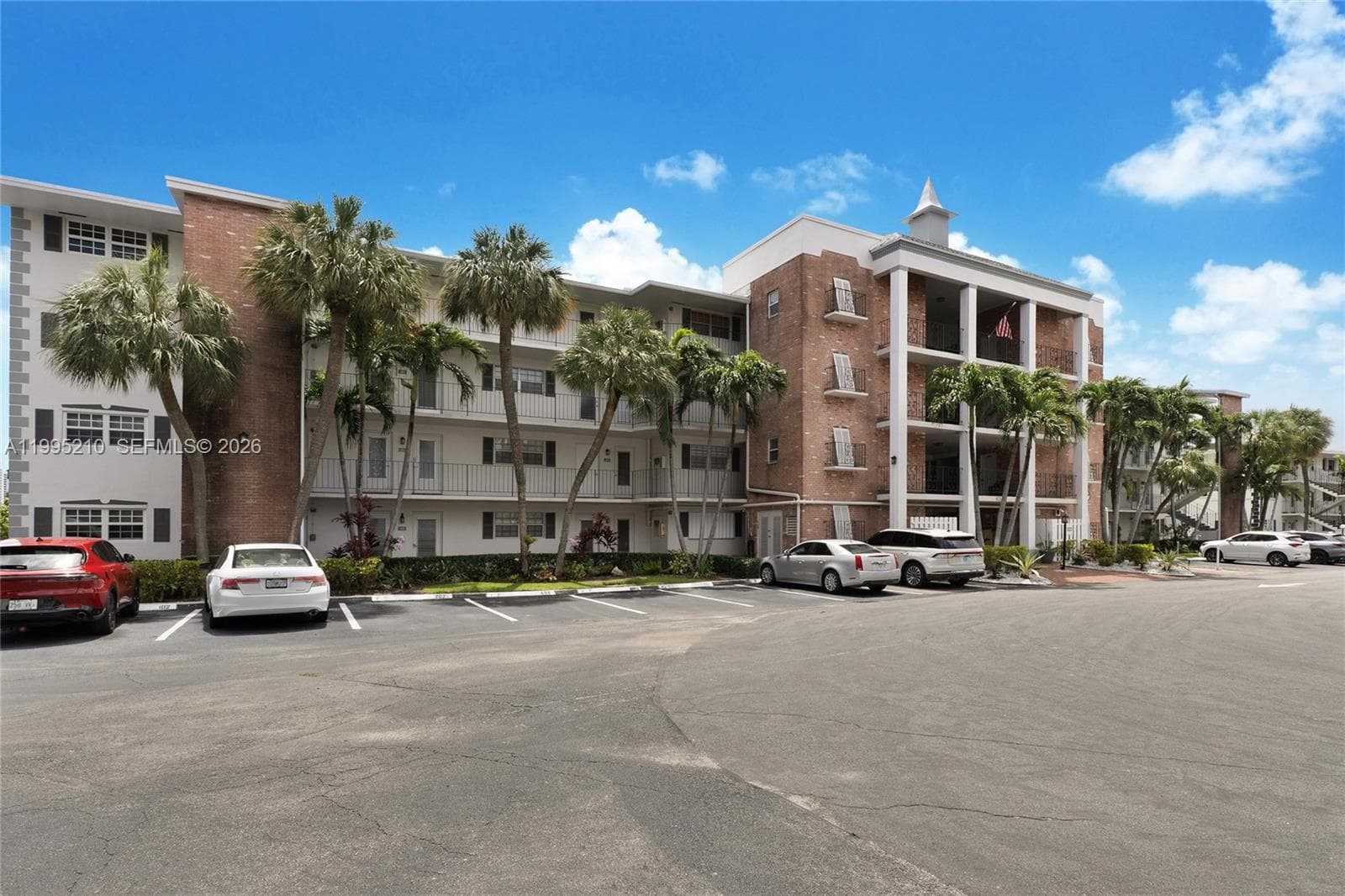 455 Paradise Isle Blvd 101 photo 15