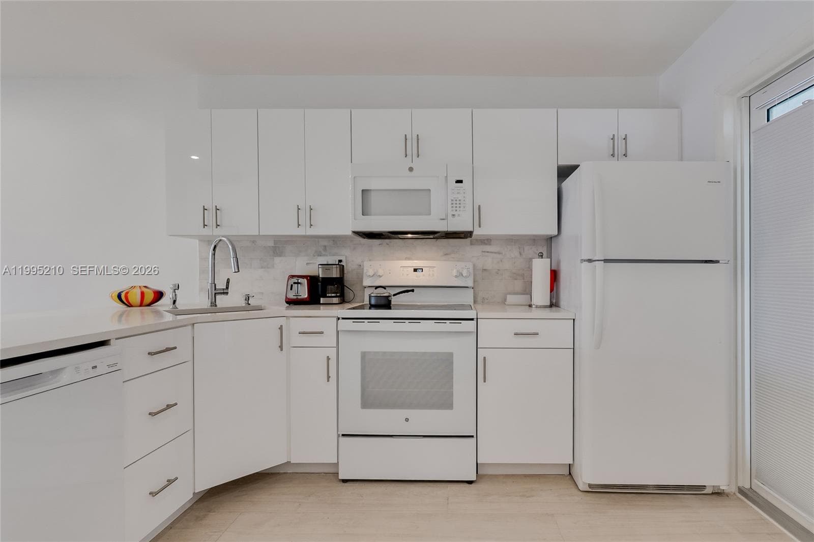 455 Paradise Isle Blvd 101 photo 8