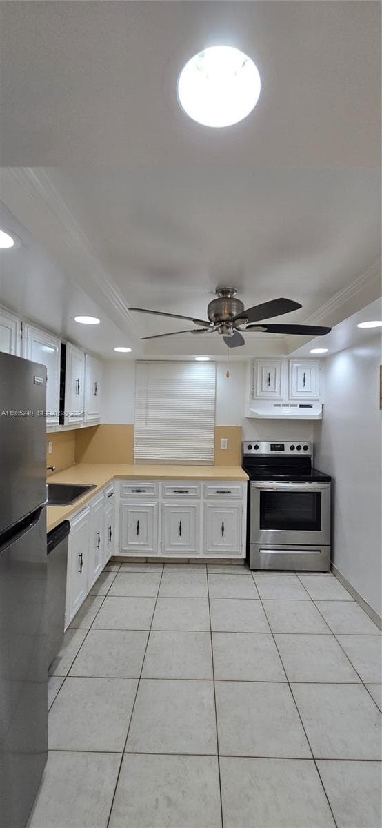 601 Three Islands Blvd 107 photo 4
