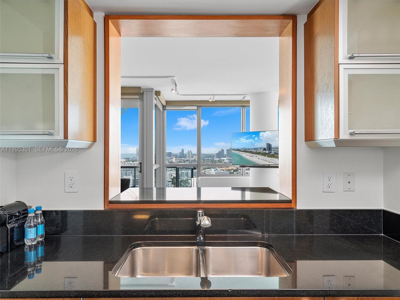 101 20th St 3302 photo 18