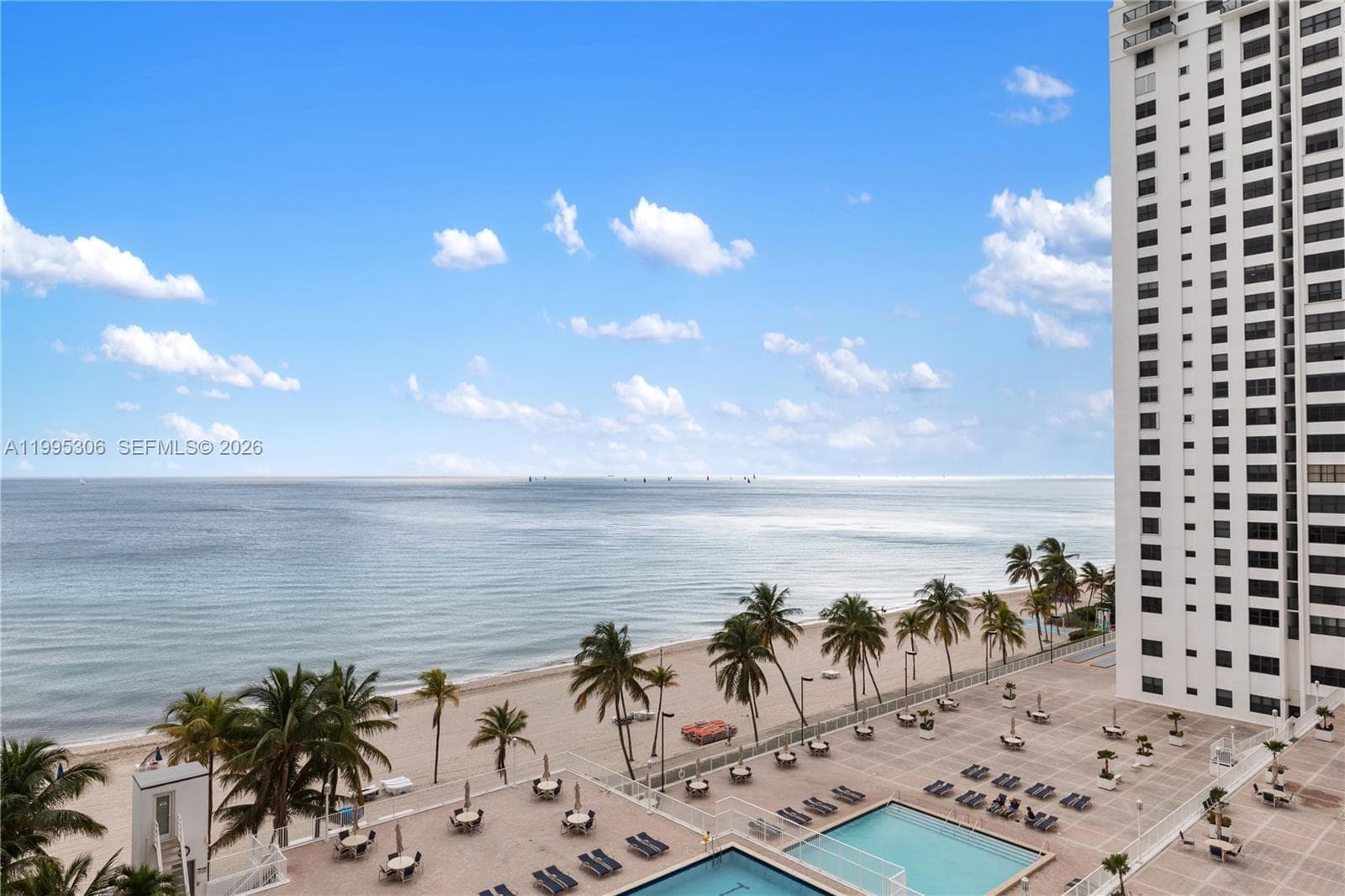 2201 Ocean Dr 902 photo 8