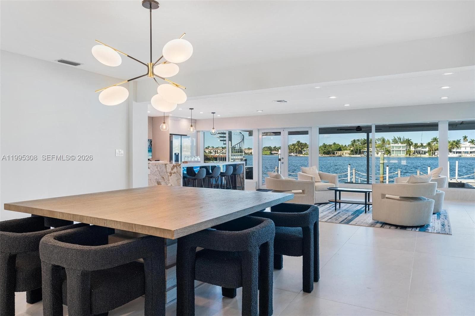 1055 Stillwater Dr photo 8