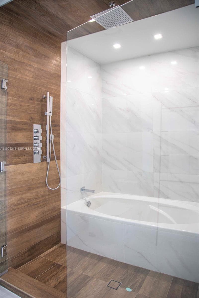 888 Biscayne Blvd 5207 photo 9