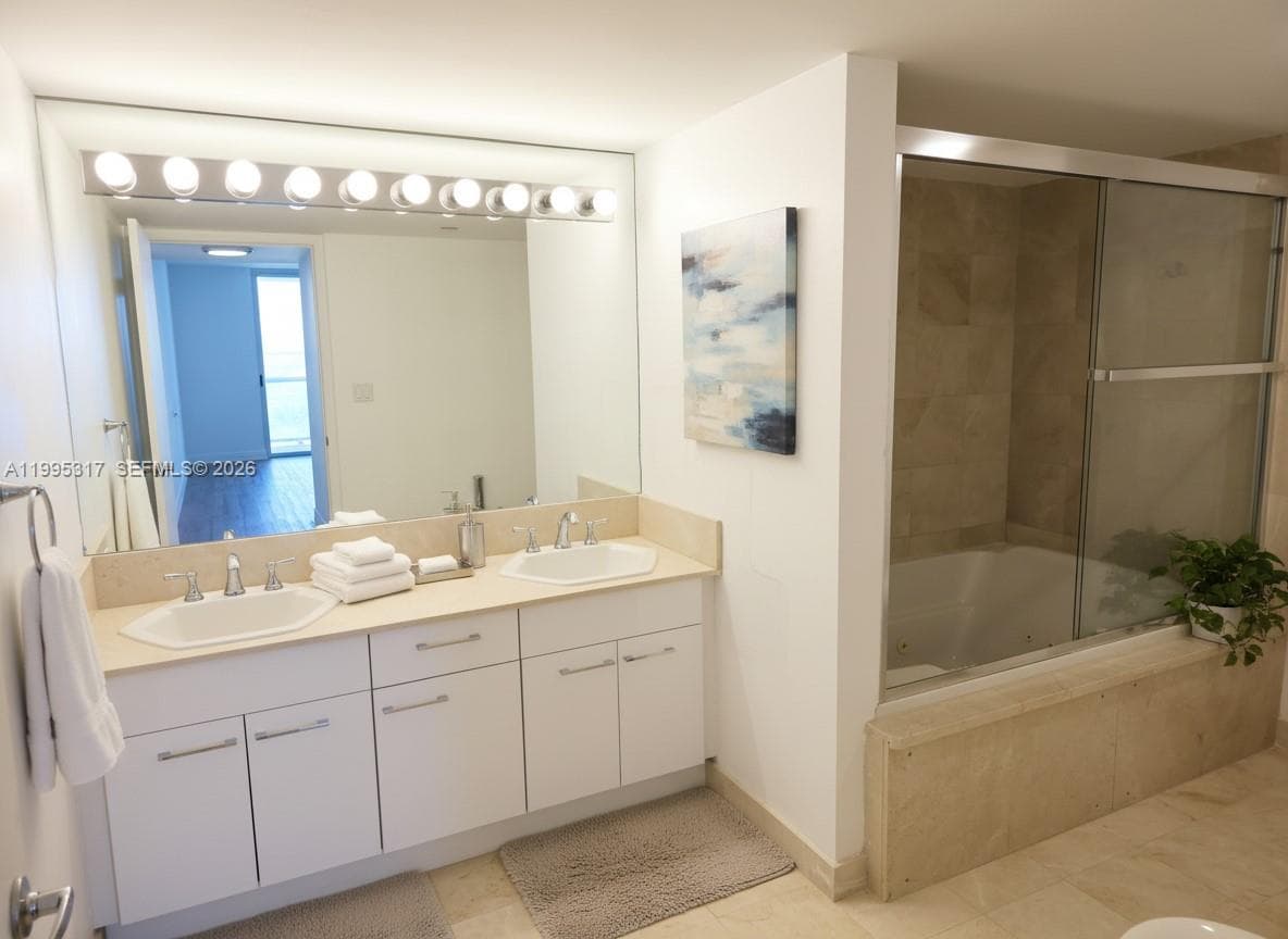 8855 Collins Ave. Oceanfront direct 4C photo 7