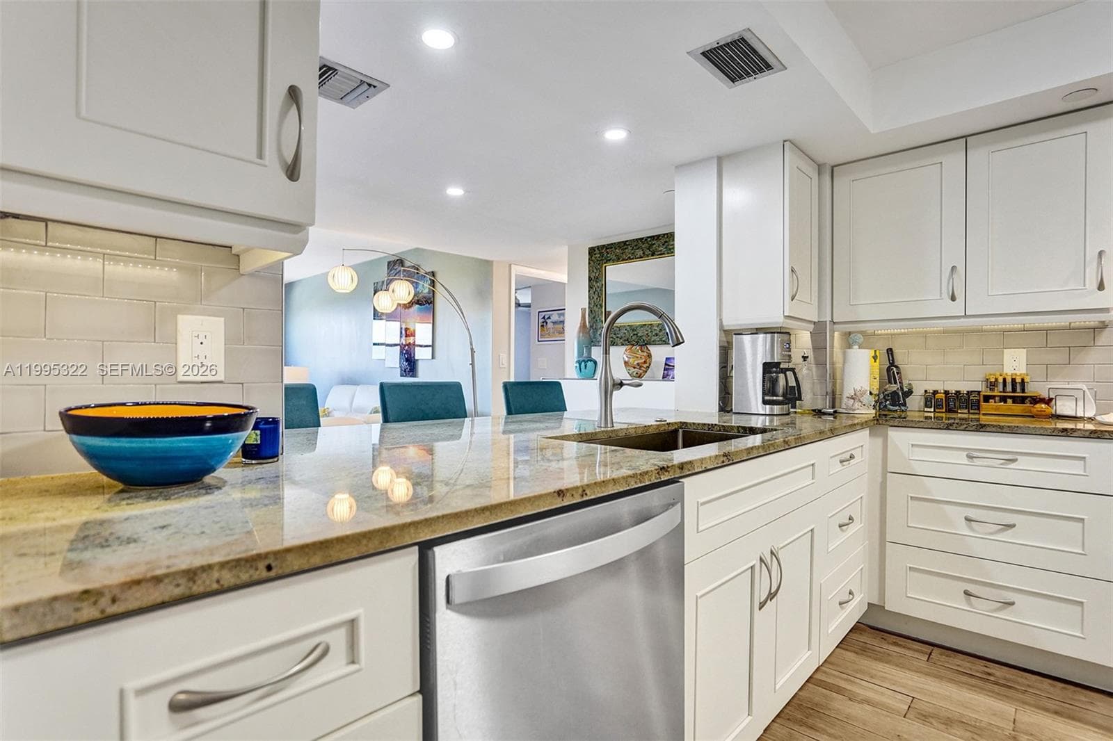 3200 Port Royale Dr N 1209 photo 9