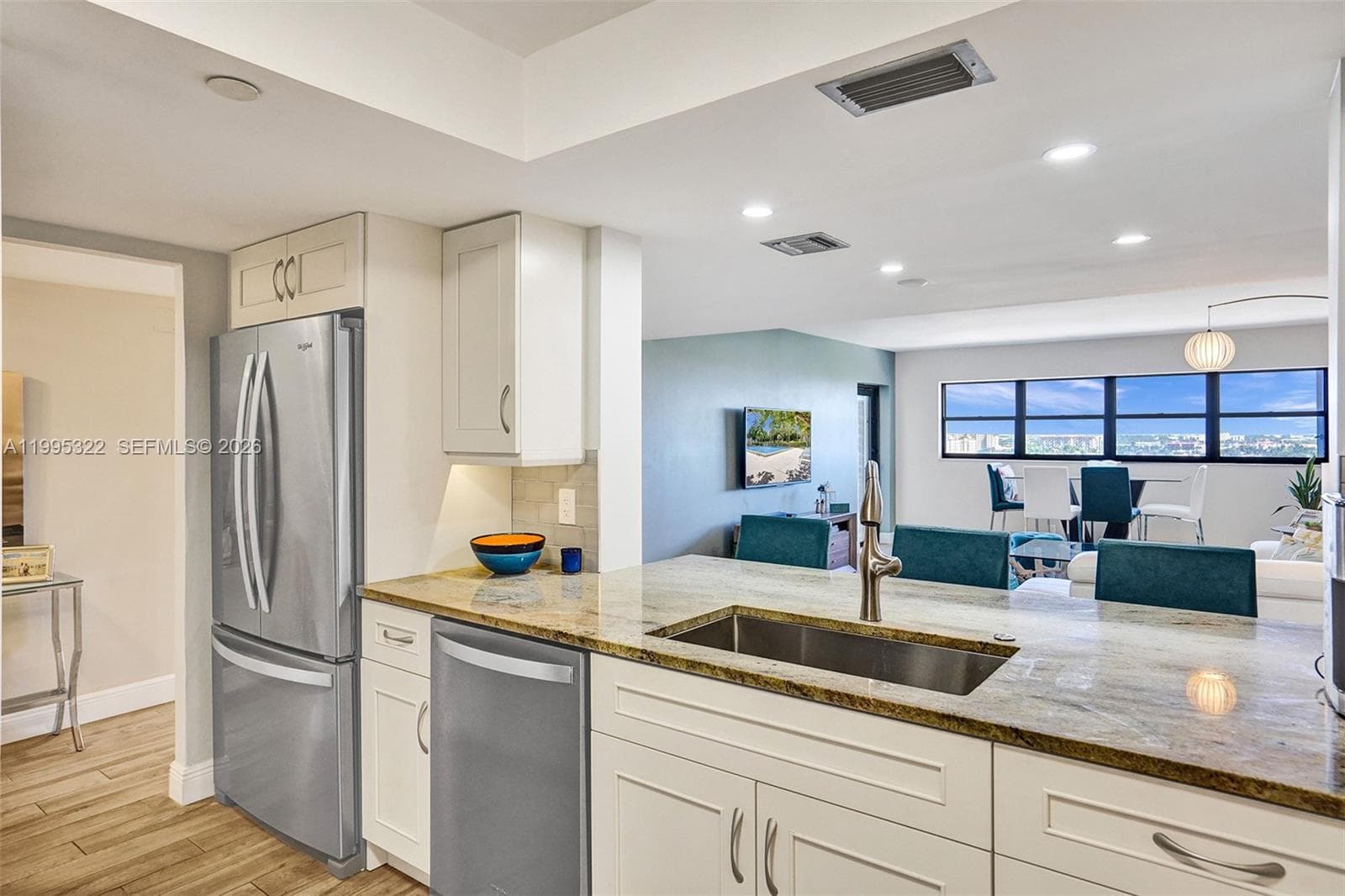 3200 Port Royale Dr N 1209 photo 8