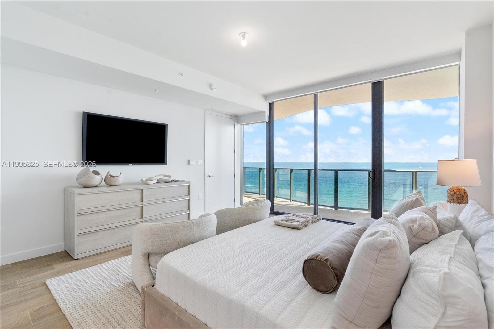 900 N Ocean Blvd 1506 photo 13