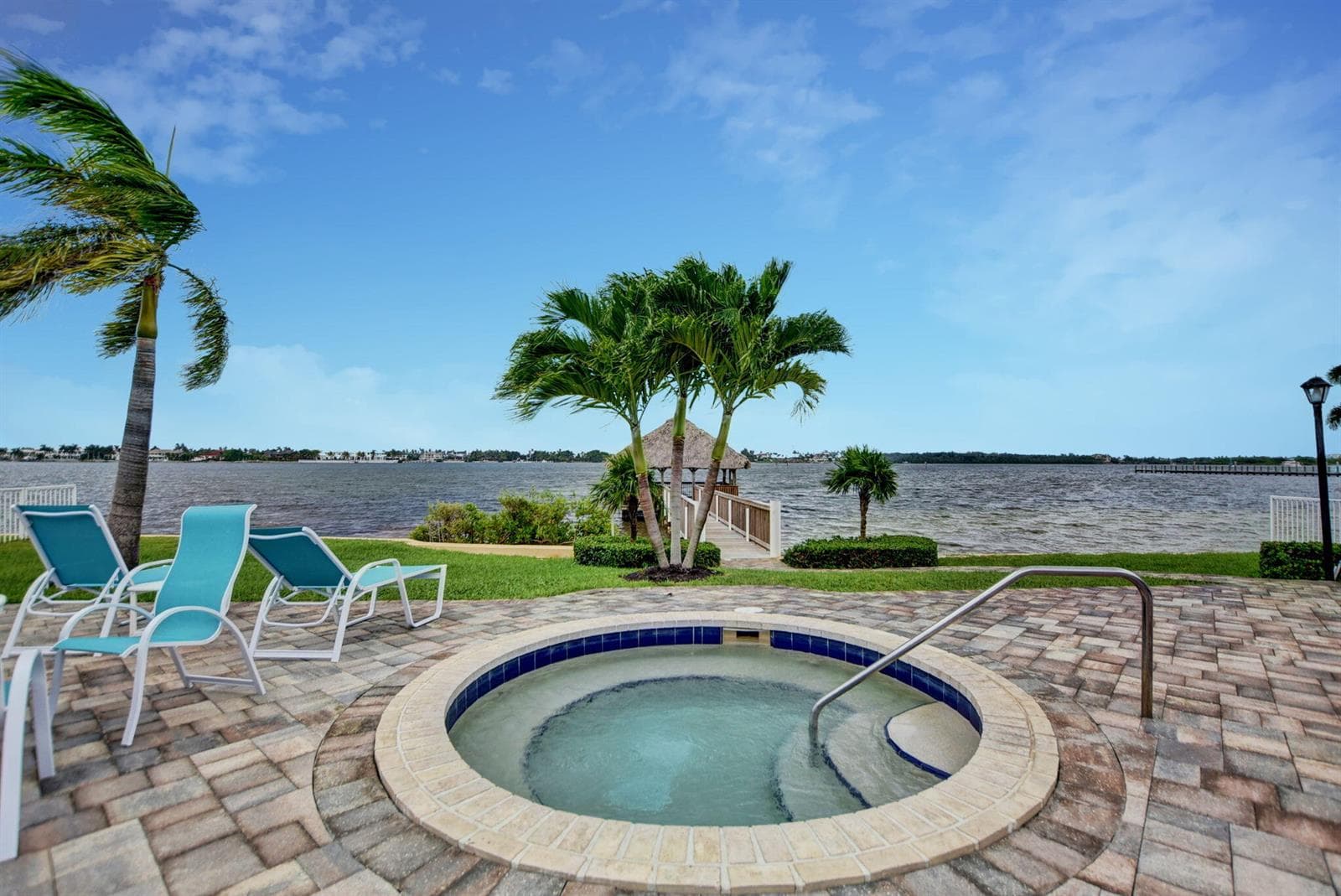8200 Lakeshore Drive 507 photo 9