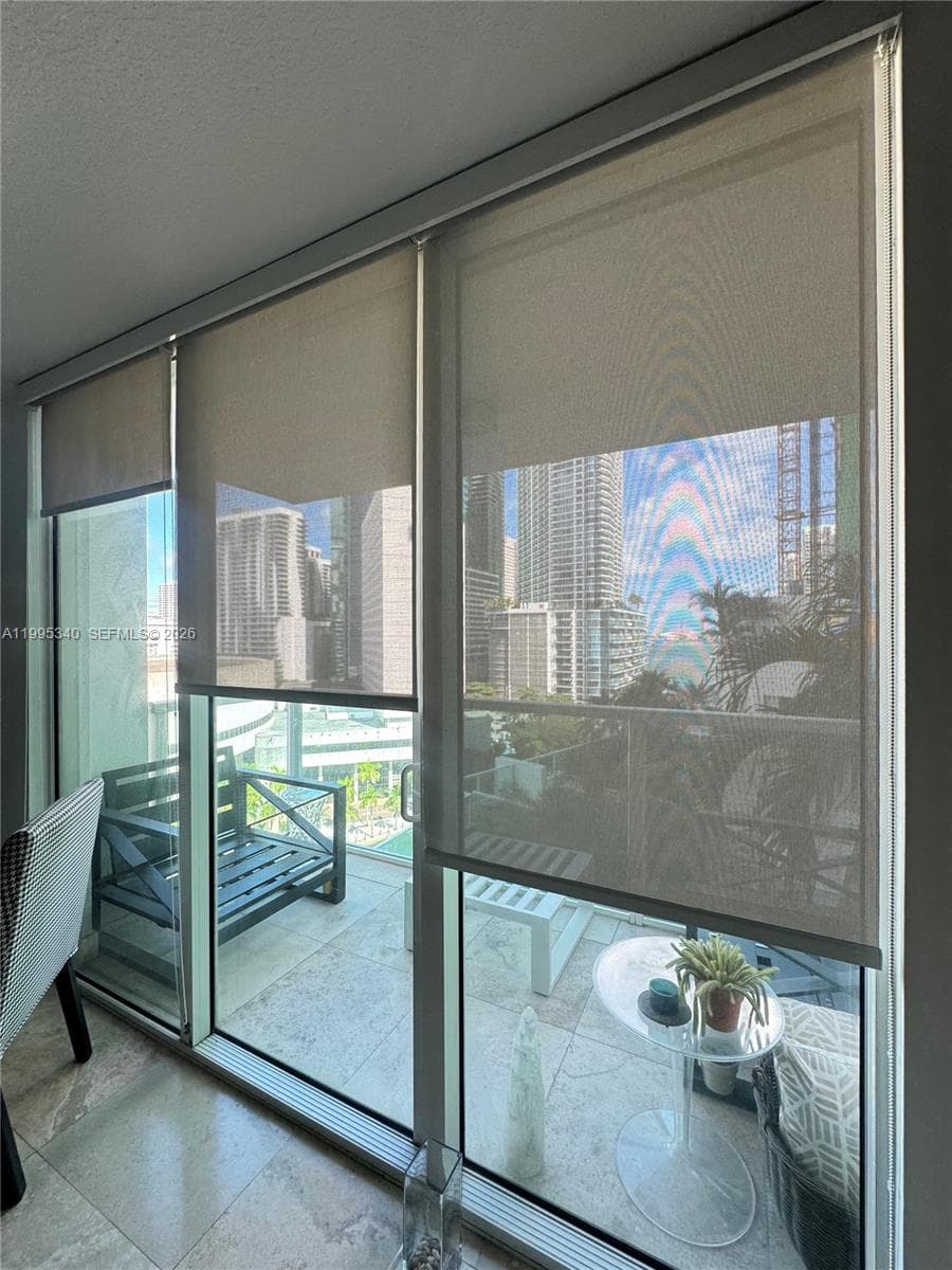 31 5th St 1402 photo 3