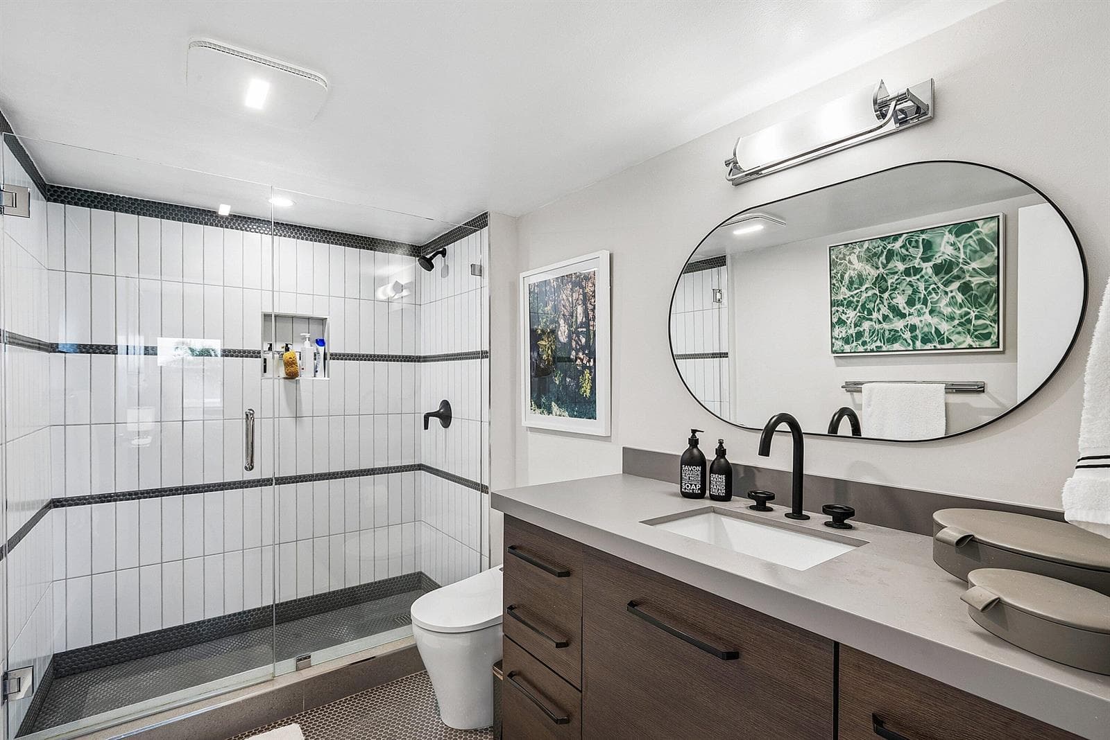 1000 Lowry Street 5d photo 16
