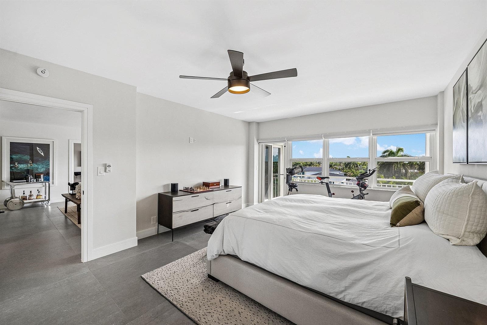1000 Lowry Street 5d photo 14