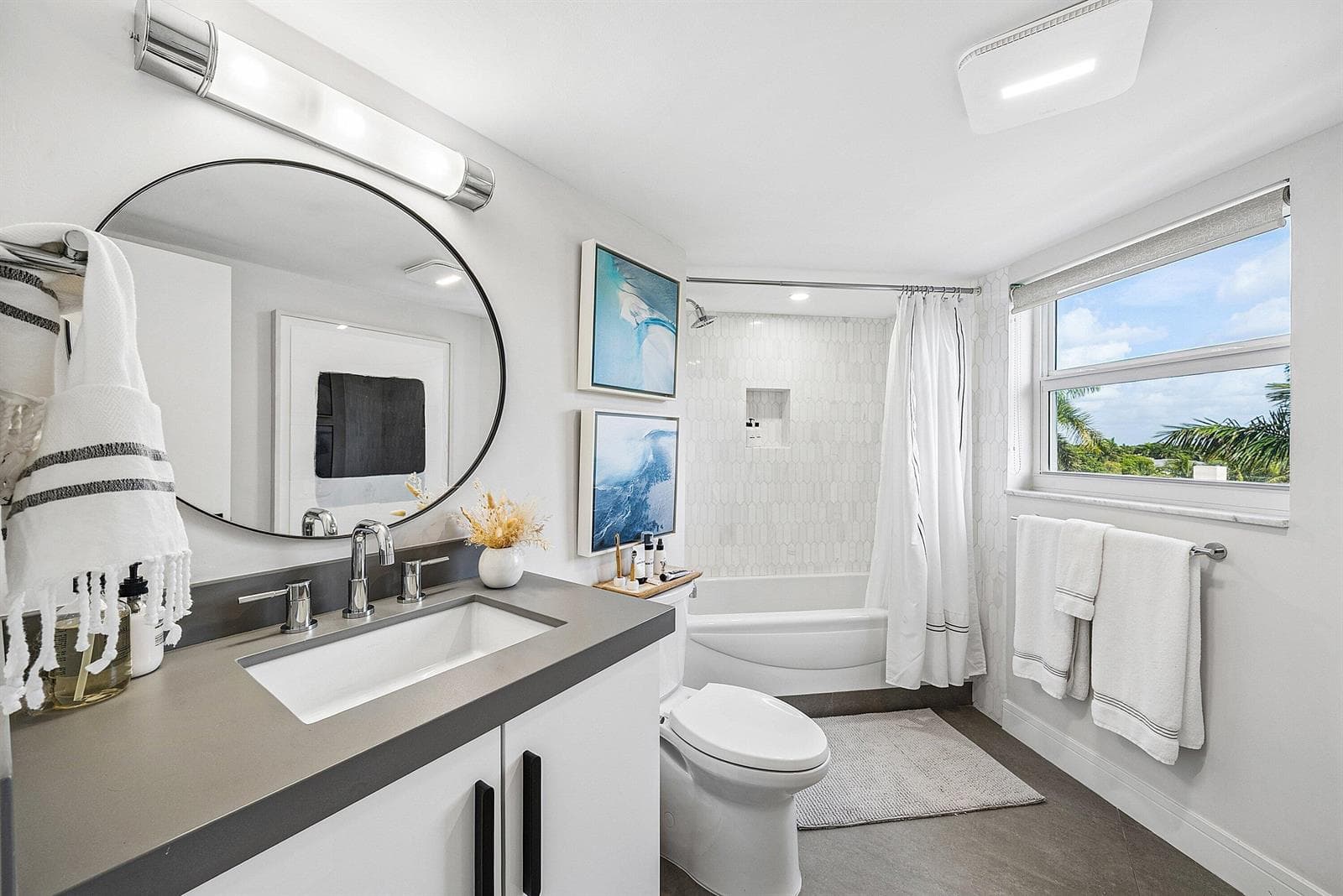 1000 Lowry Street 5d photo 19