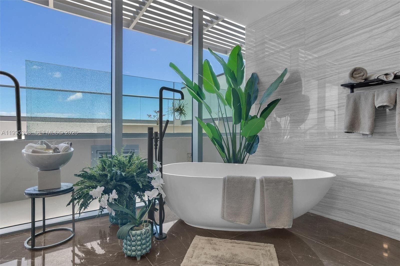 2200 Ocean Blvd N804 photo 10