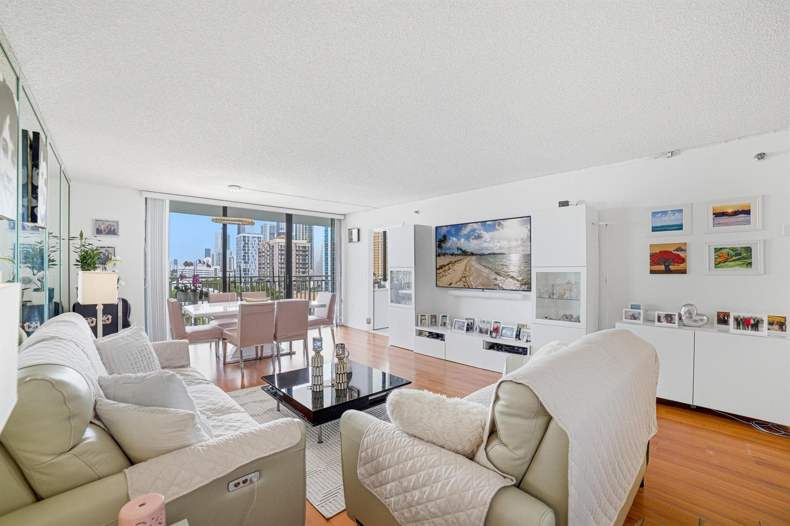210 174th Street 1110 photo 8