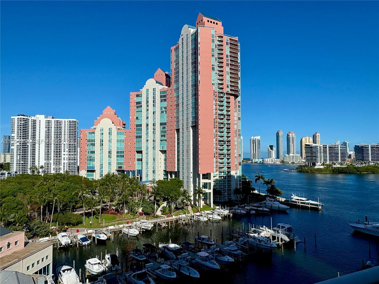 3340 190th St 1004 photo 2