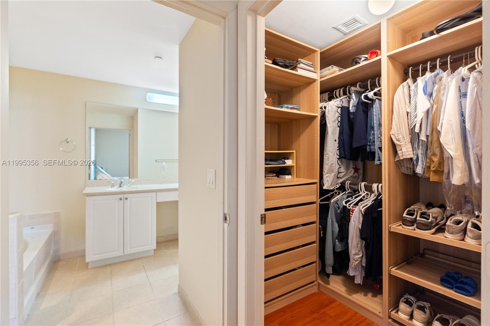 3340 190th St 1004 photo 14