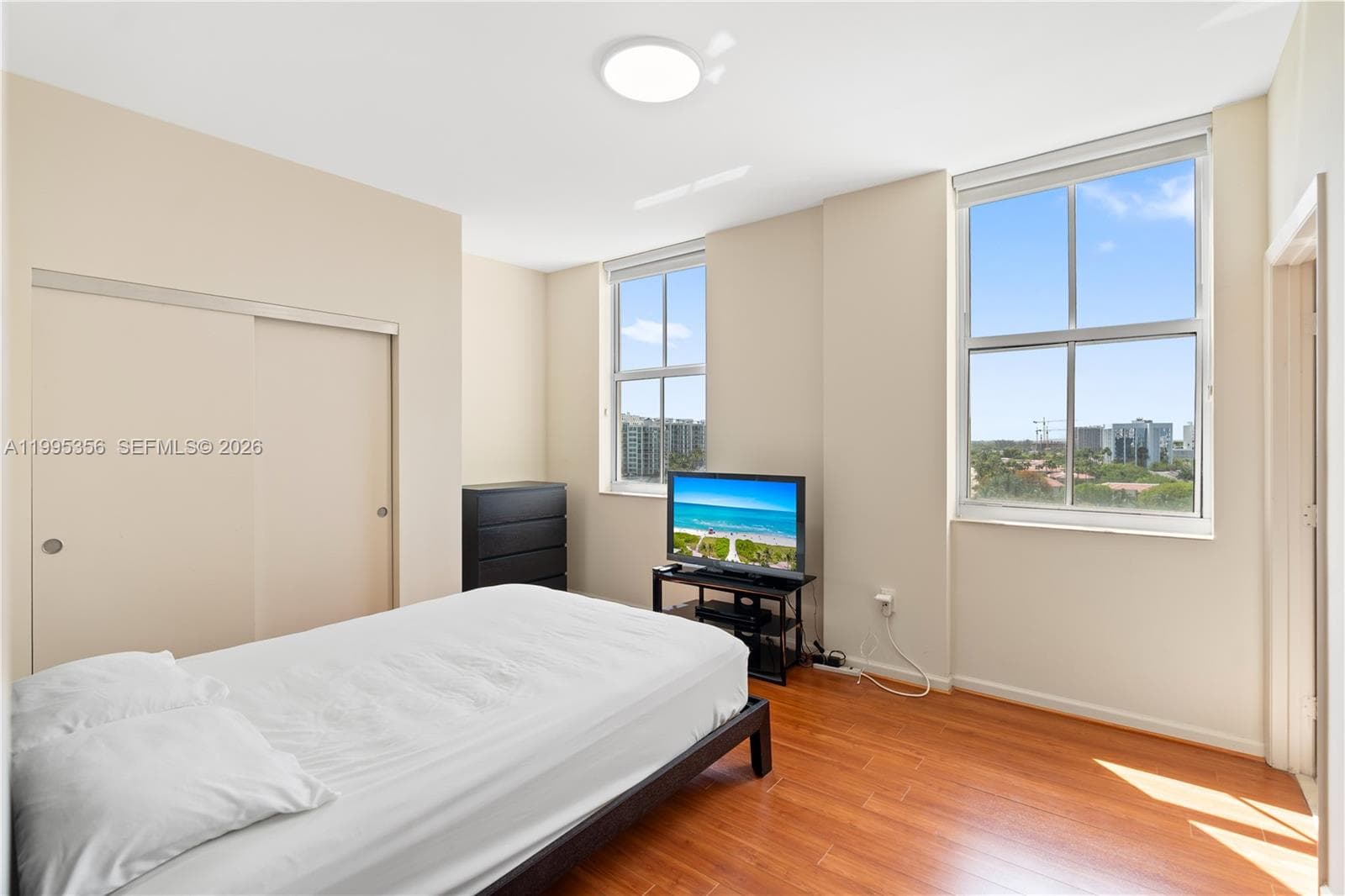 3340 190th St 1004 photo 18